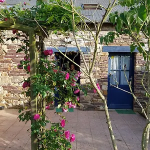 Chambres D'hotes La Maison Du Graal , Paimpont France